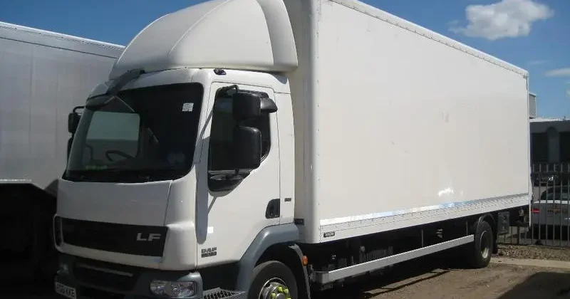 10 ton box pickup Truck in UAE