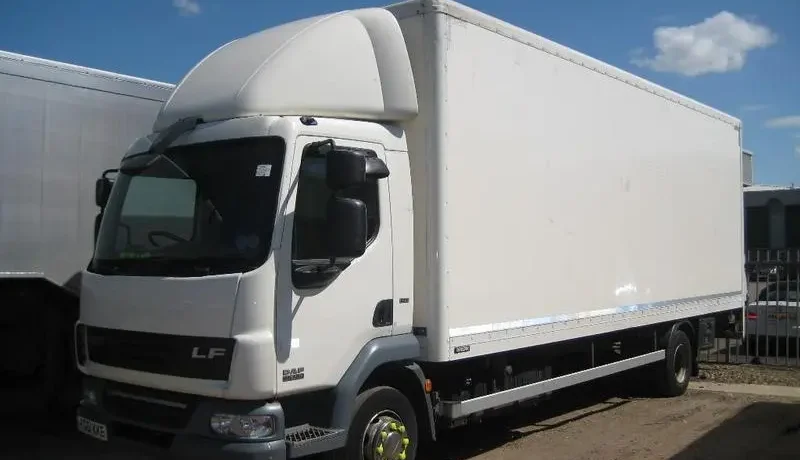 10 ton box pickup Truck in UAE