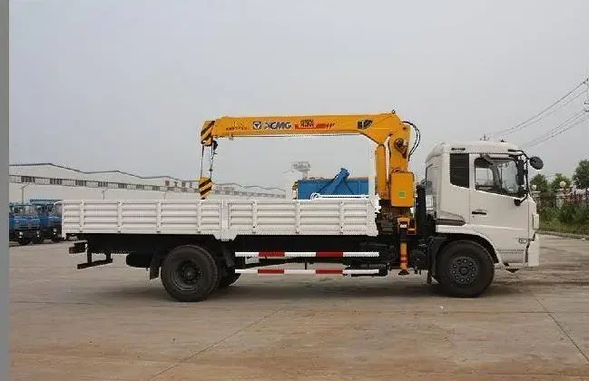 7-ton crane pickup Truck in UAE